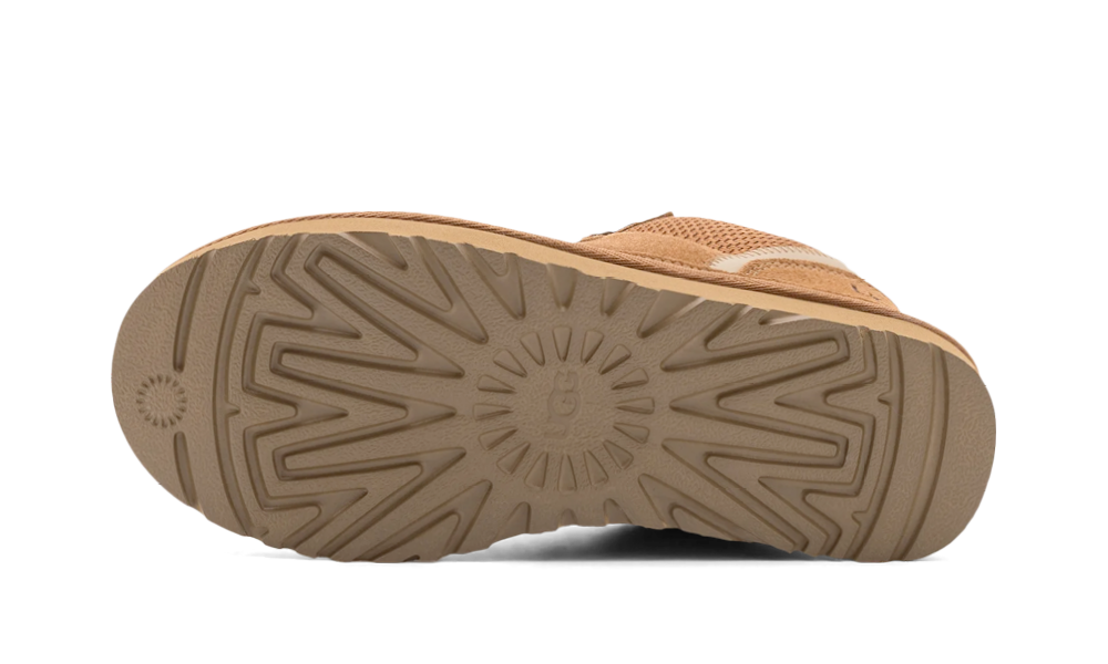 UGG Lowmel Chestnut (W)